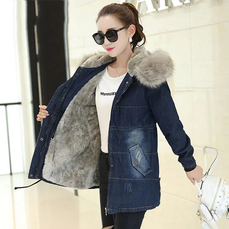 Color: Blue, Size: L - 2019 New Plus Velvet Padded Coat Women Winter Denim Jacket With Large Fur Collar Denim Jacket Hooded Warm Cotton Clothing f1911
